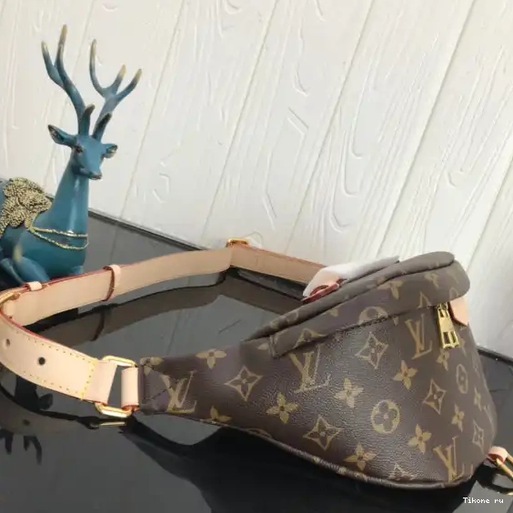 Affordable Bumbag Vuitton Louis 0625